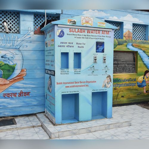 Sulabh Water ATM – Kanpur Located right in the heart of the bustling city centre, Ghantaghar ‘B’ Taxi Stand, it was opened for public use on 12th of January 2021. With a water storage capacity of 500 litre, this ATM purifies 70 litres of water per hour.