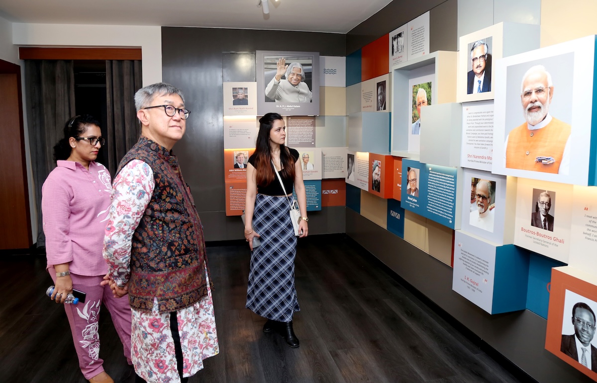 Visitor Gallery 3